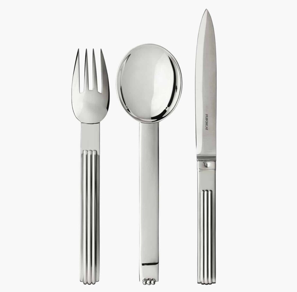 Set de couverts de table de la collection Deauville de Puiforcat en argent massif