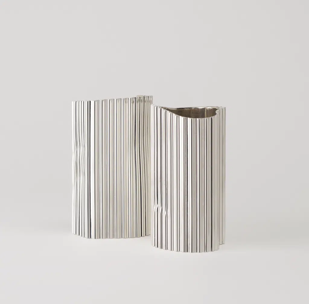 Timbales de la collection Silver Set 2025 sur fond blanc 