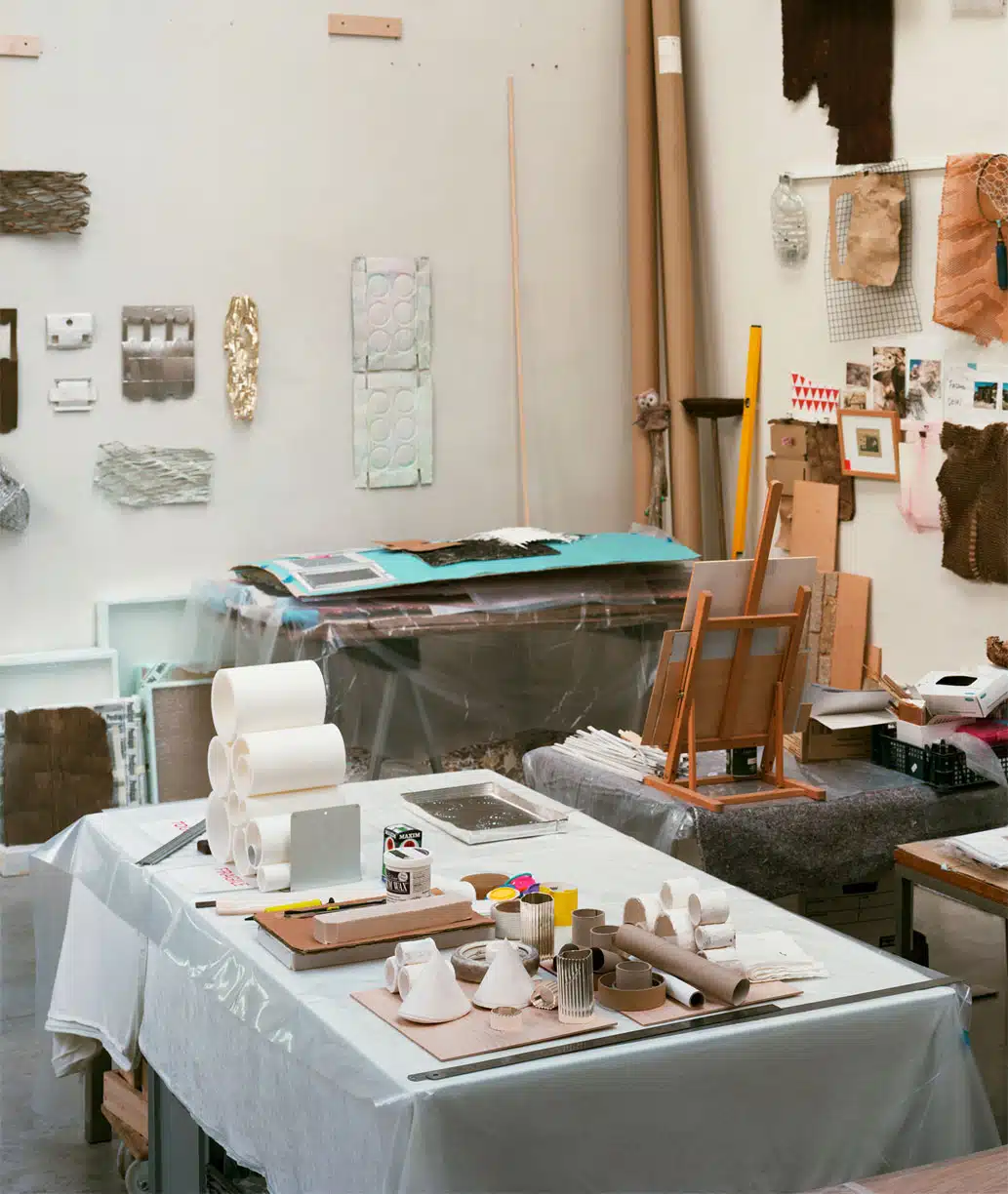 Image ambiance Silver Set 2025 - dans l'atelier de Rachel Whiteread