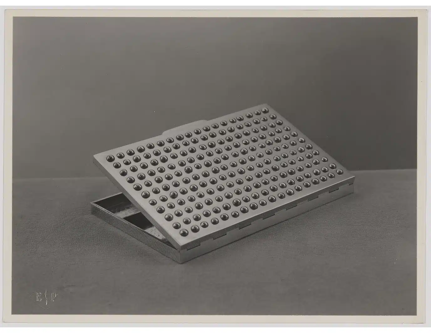 Image historique d'archive de la boîte visionnaire